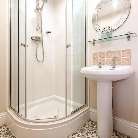 Hillcrest 4* Whitby