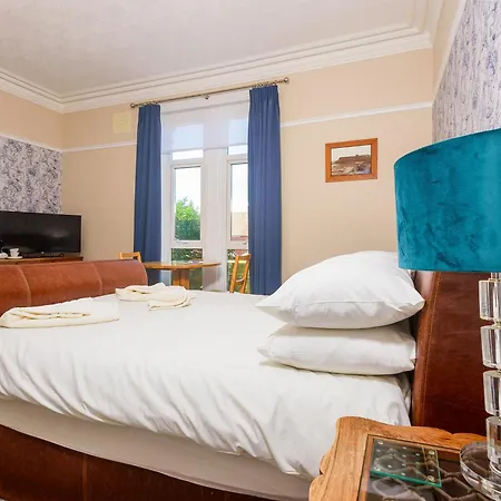 Hillcrest וויטבי